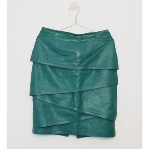 DANIER Three-tier flap green leather skirt